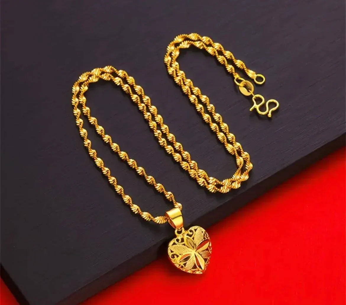 Love Heart Shape 24 k Gold Plated Pendant Necklace for Women
